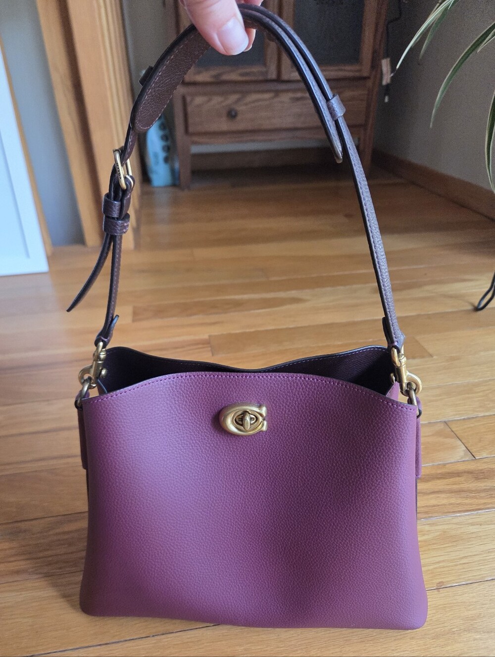 Coach Willow Bucket  Shoulder Bag  Gold Hardware